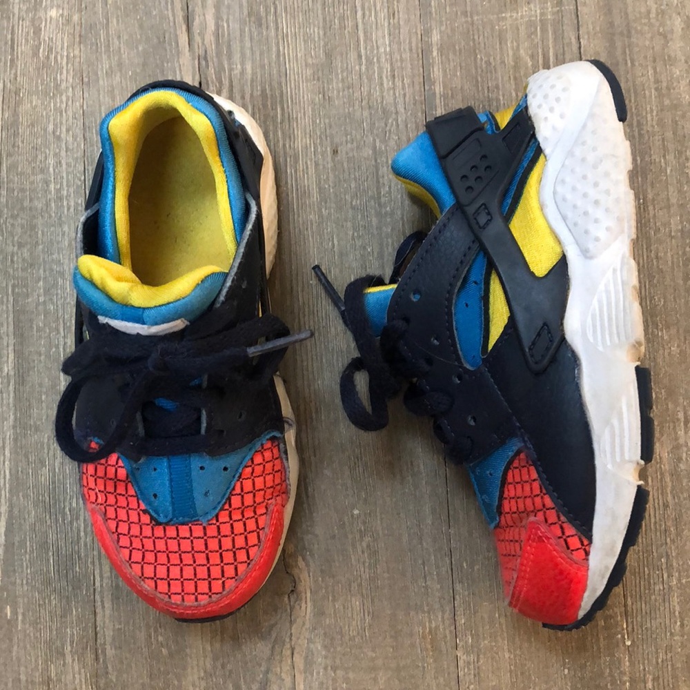 Boys Nike Sneakers
